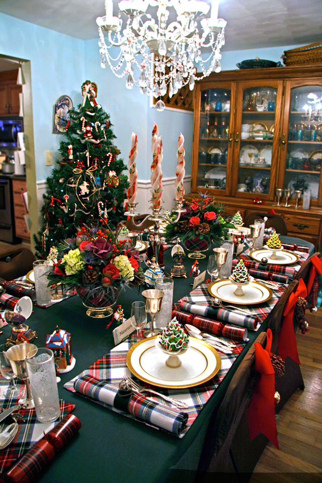 Holiday & Hearth Holiday and Hearth Lisa Novelline Lisa Anne Novelline author writer The Dance of Spring craft blog creative blog creativity vintage blog festival celebration seasons nature blog winter december winter solstice yule christmas tablescape decor decorations table nutcracker nutcrackers beeswax candles plaid tartan silver knife rests gingerbread trees Clara Marie Drosselmeyer tablescape table setting Boston Ballet